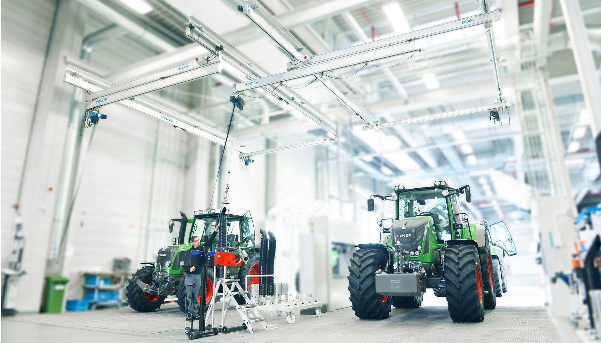 eepos crane systems in the Fendt tractor factory